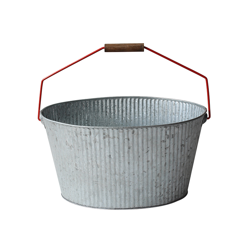 Country Home Galvanized Metal Tub and Drink Bucket 