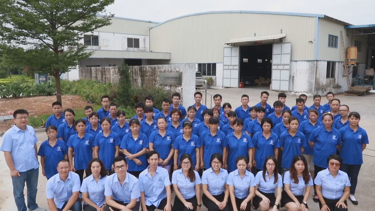 How many employees in your MIF+Garden factory?