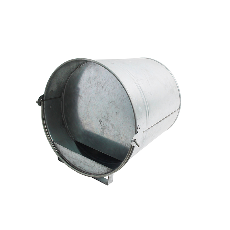 BSCI CERTIFICATE factory hot sale 7L Metal chicken waterer