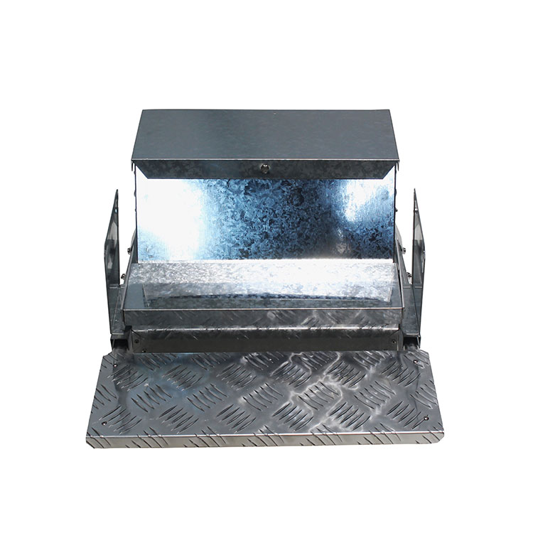 Galvanized Steel Poultry Feeder Trough Automatic Chicken Feeder 