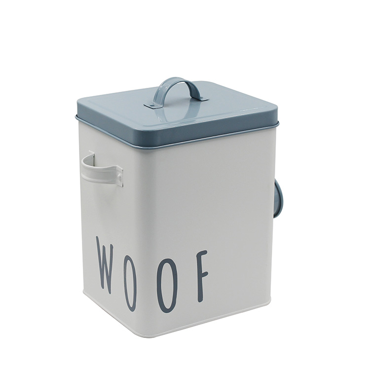 Why Need to Choose Pet Food and Treats Containers?