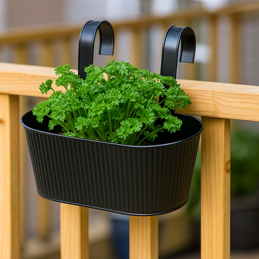 Metal Flower Pots – Stylish, Durable & Weather-Resistant Planters for Indoor & Outdoor Gardens