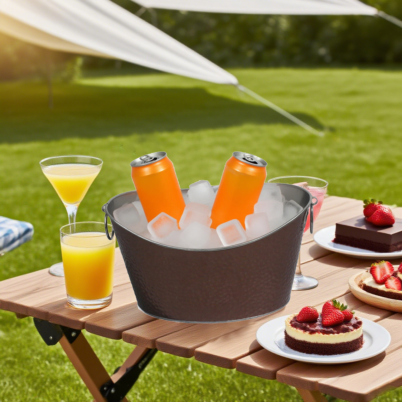 Outdoor‑Focused Entertaining Gains Traction: Why Hammered Metal Ice Buckets Are Winning With Global Home & Garden Buyers